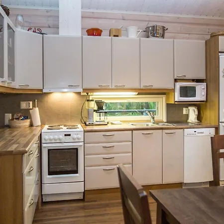 Semesterbostad Teerenpesae By Interhome