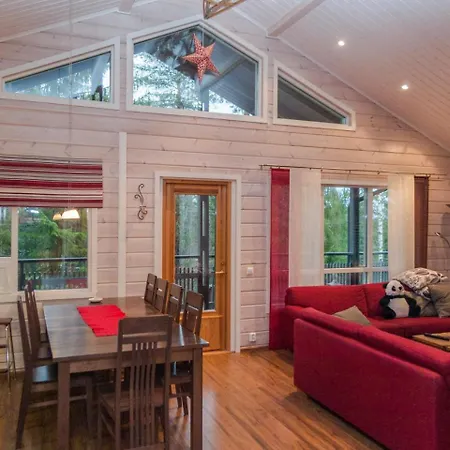 Teerenpesae By Interhome Тахковуори